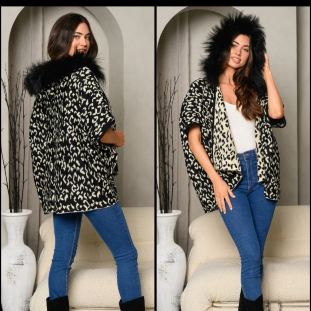 Animals Print Sweater w/detachable hood